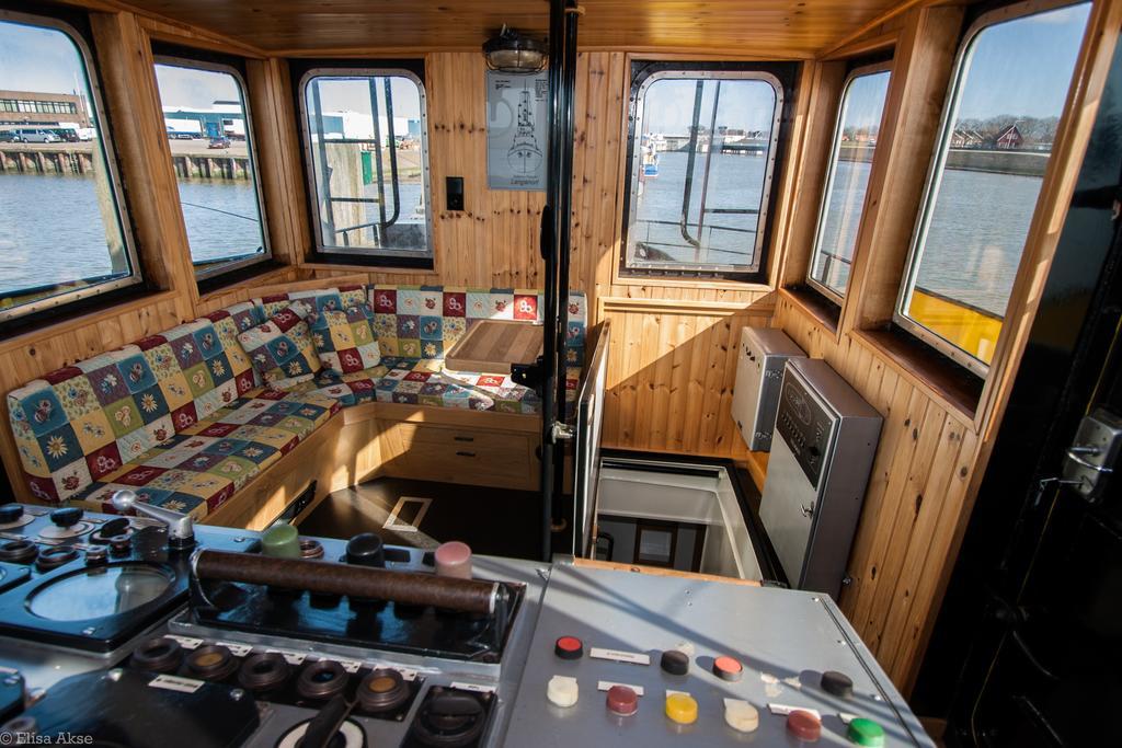 Historic Boat Langenort Hotel Harlingen Exterior foto